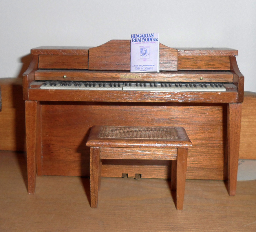 Pianos - Nana's Dollhouses and Miniatures