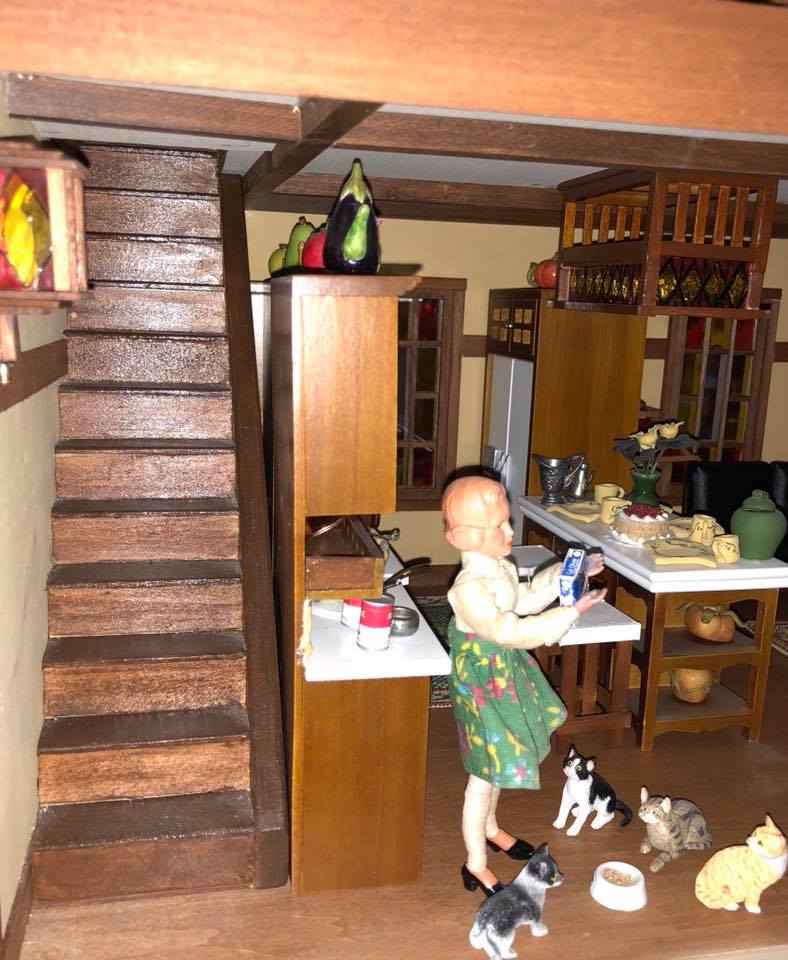 Craftsman House Nana's Dollhouses and Miniatures